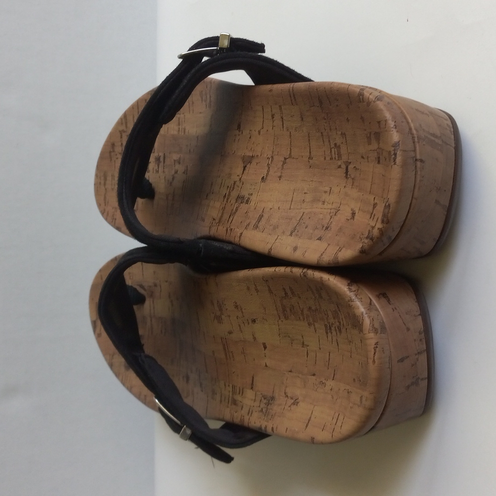 Vionic Black Sandals - image 4